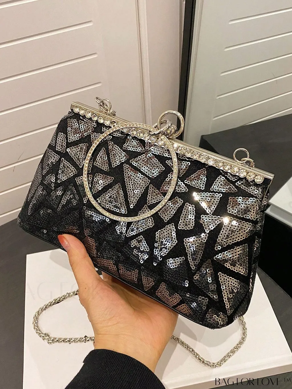 BagForLove - Chic Sequin Handbag with Ring Chain - Compact and Stylish