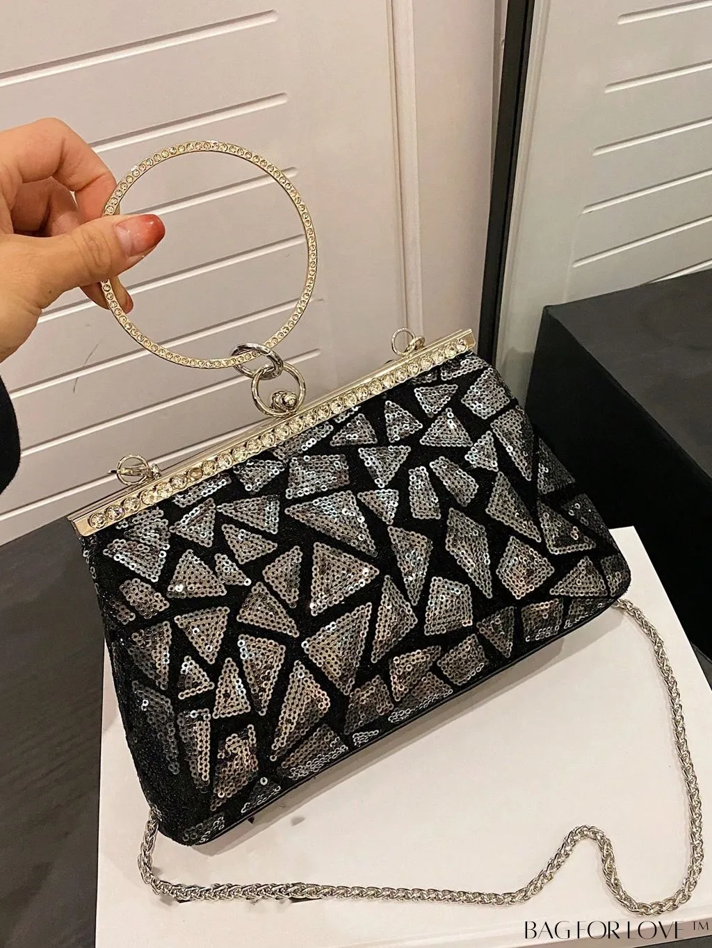 BagForLove - Chic Sequin Handbag with Ring Chain - Compact and Stylish