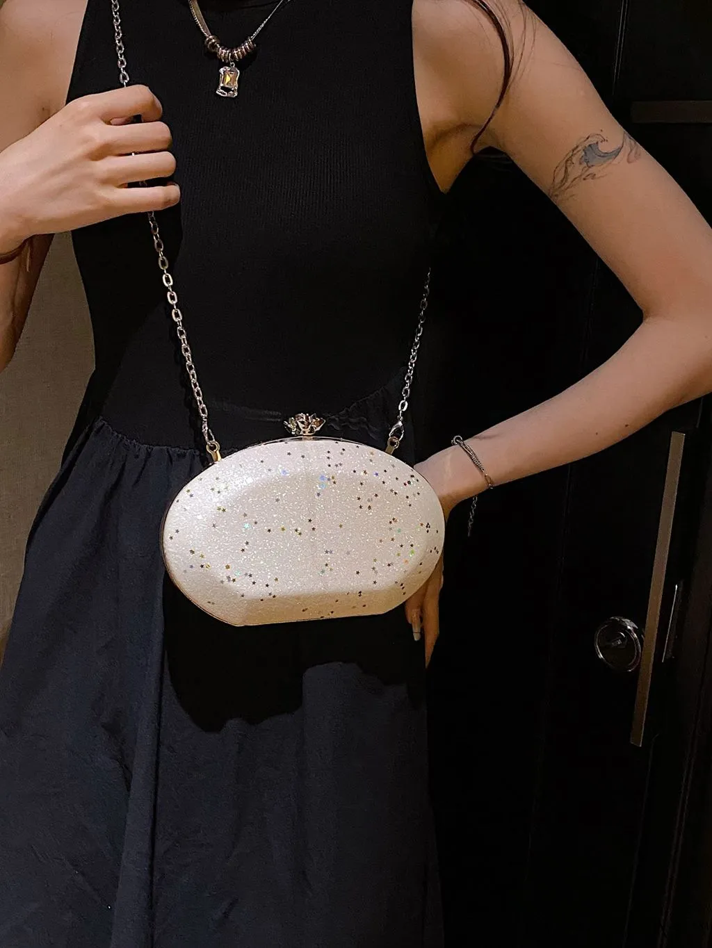 BagForLove - Compact Glam Sequin Womens Evening Clutch - Versatile & Fashionable Accessory
