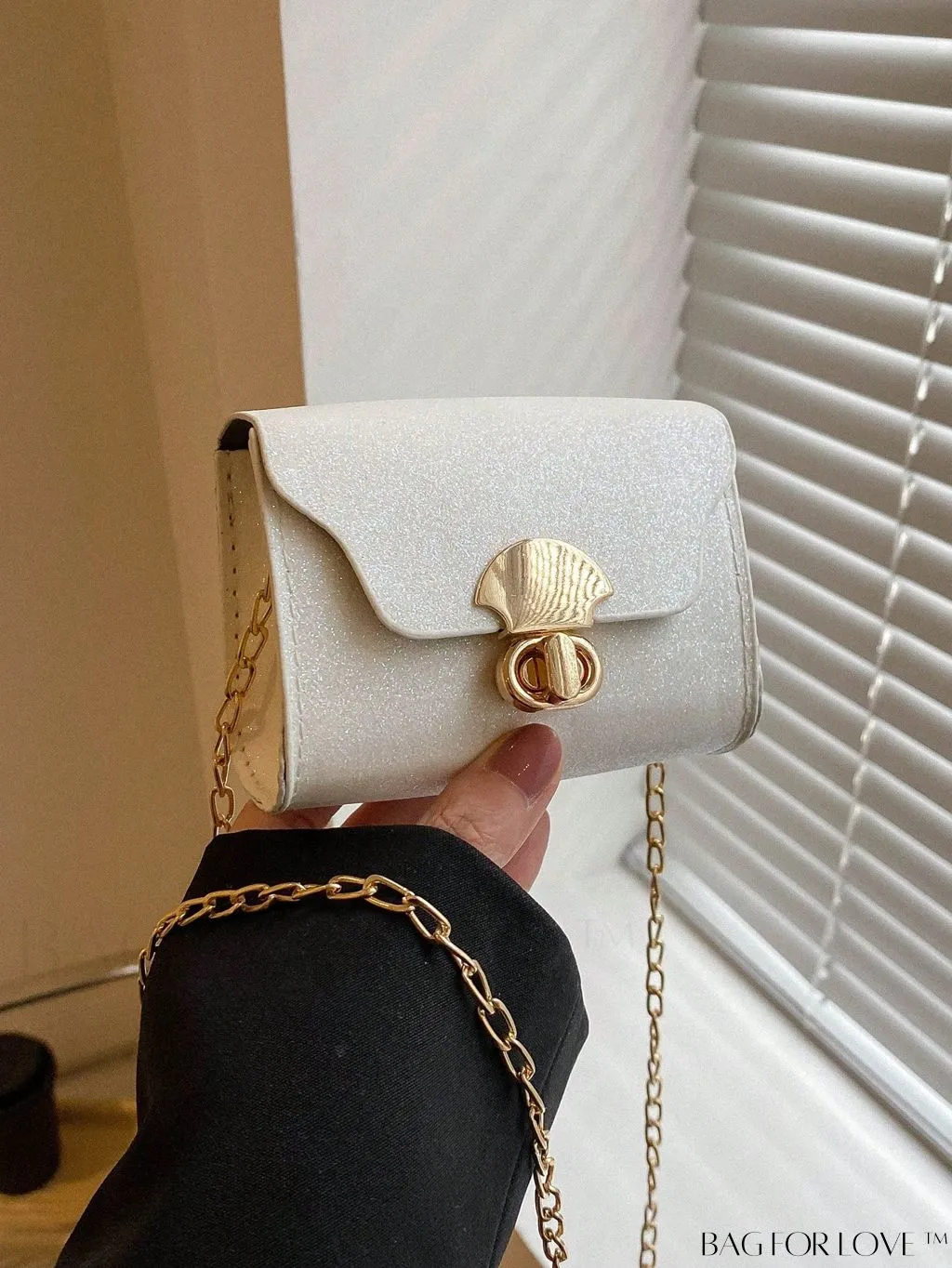 BagForLove - Compact Square Bag with Twist Lock and Chain Strap