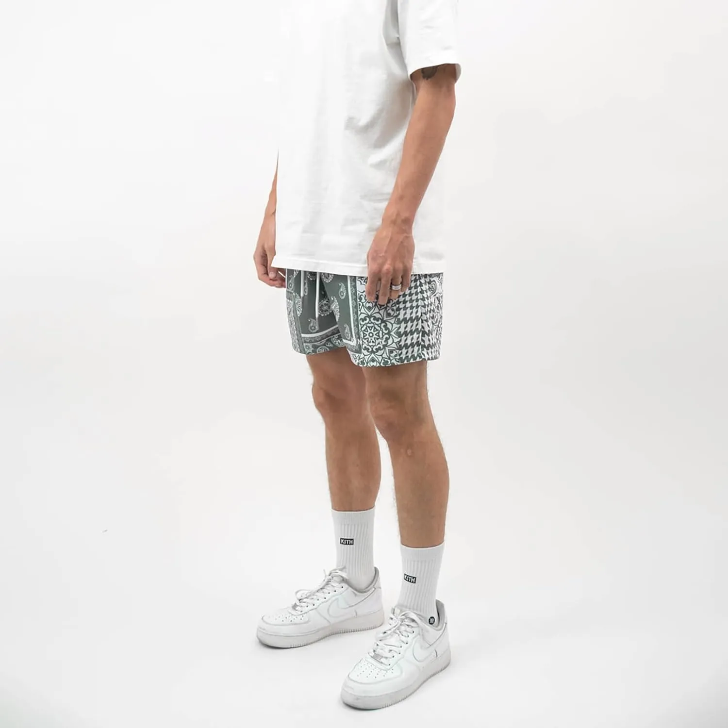 BOOMLEMON Men's Retro Paisley Shorts Mesh Print Casual Beach Shorts Athletic Gym Workout Running Short Pants