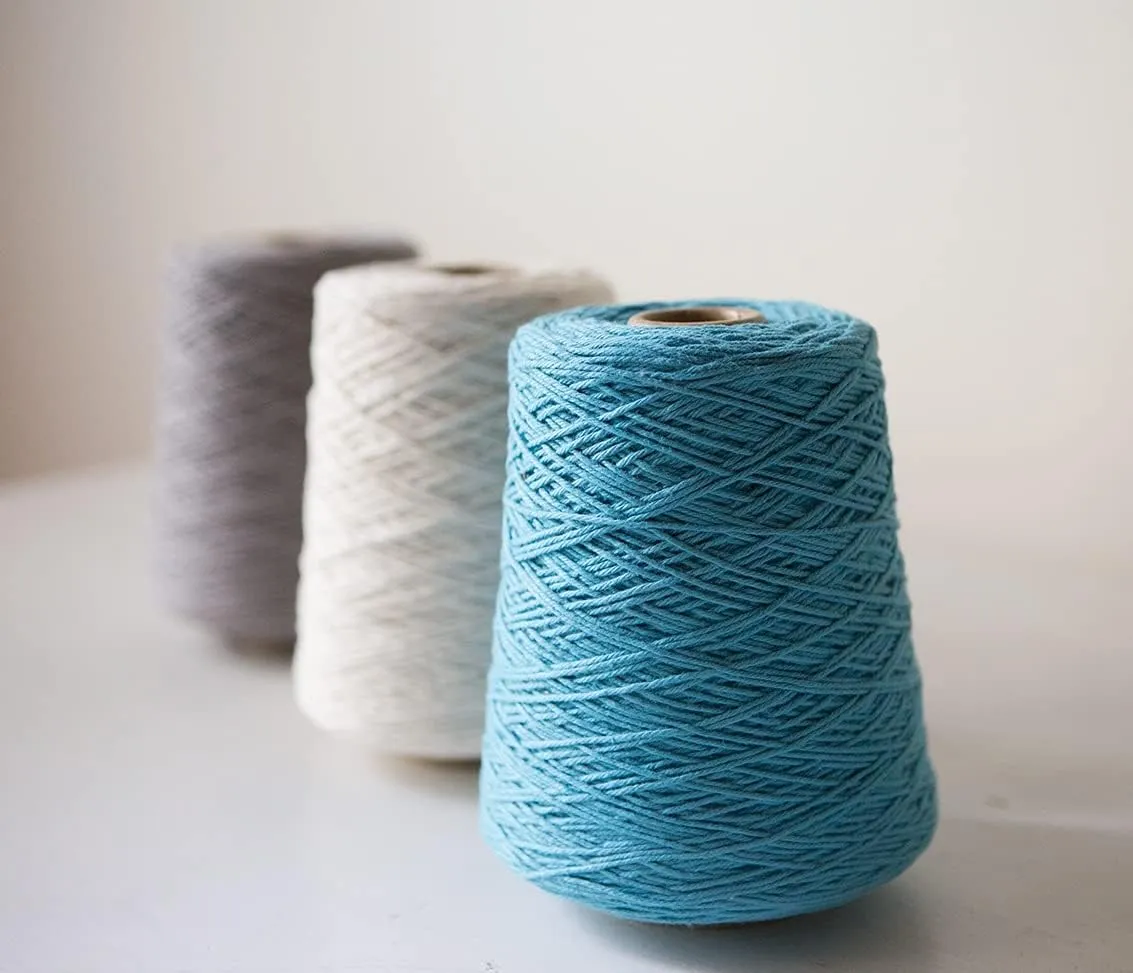Knit Picks Dishie Cone Worsted Weight 100% Cotton Yarn - 400 g (Black)