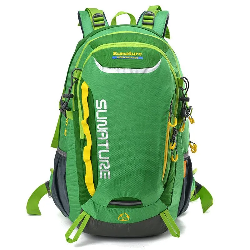 Large Capacity Outdoor Mountaineering Hiking Sports And Leisure Backpack