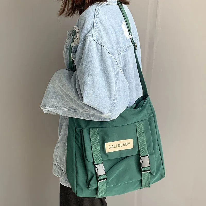 Trendy Style Vintage Simple Nylon Canvas Crossbody Bags