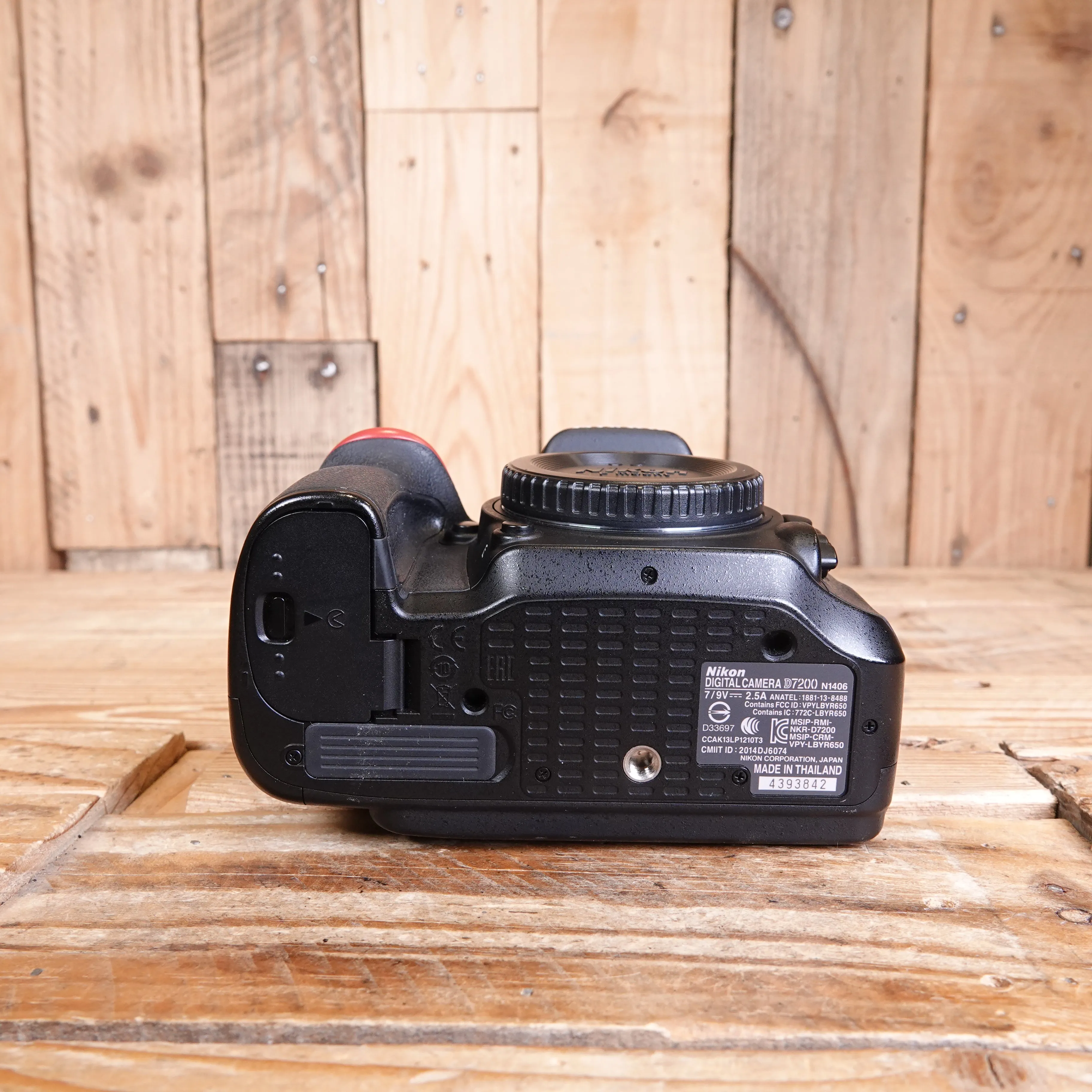 Used Nikon D7200 DSLR Camera Body