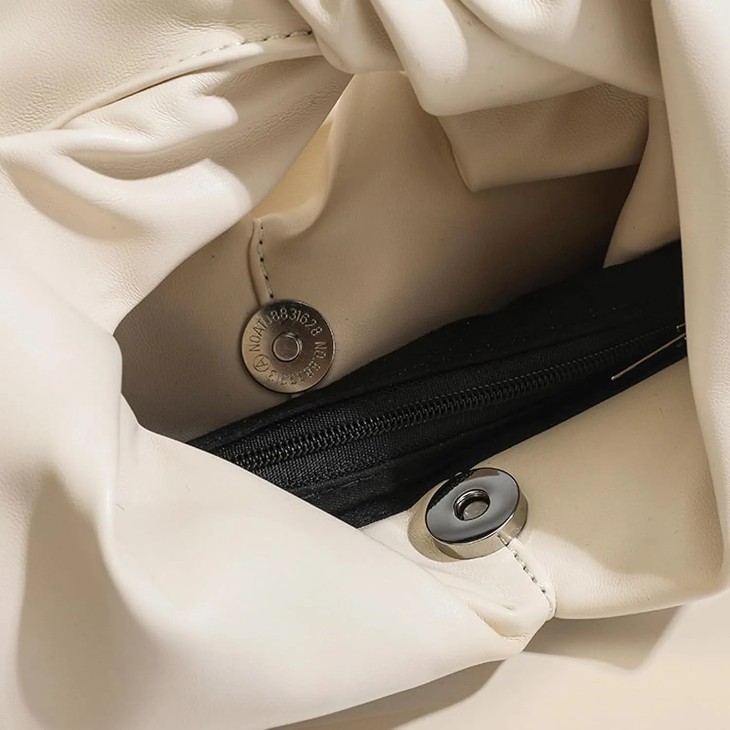 Women's Twist Top Magnetic Closure Ruched Cloud Handbag Soft Leather Y2K Hobo Evening Bags for Shopping Traveling Dating (White)